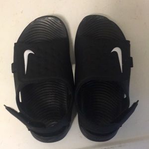 Nike kids sandals